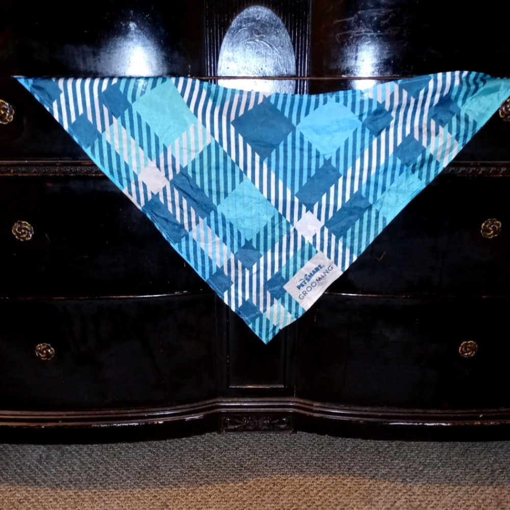 PetSmart grooming bandana
